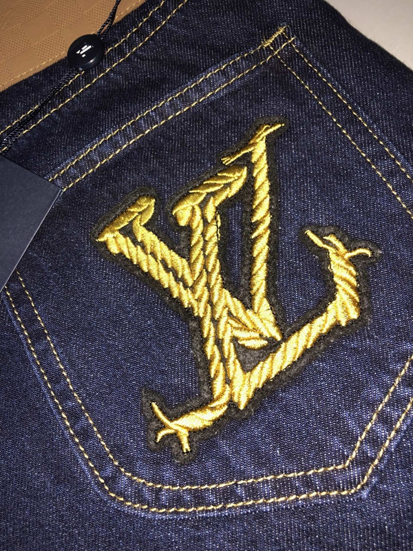 ブランドハーフパンツ角部分ディテール